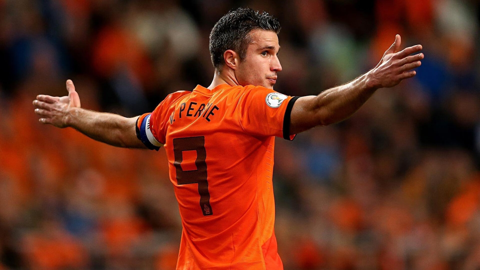 国足锋线球员状态回升明显，国足锋线大变脸